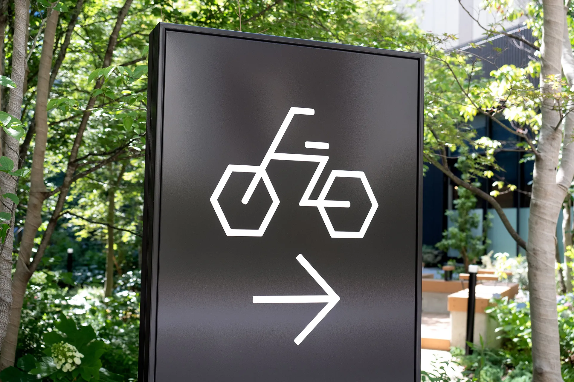 株式会社シーナリー